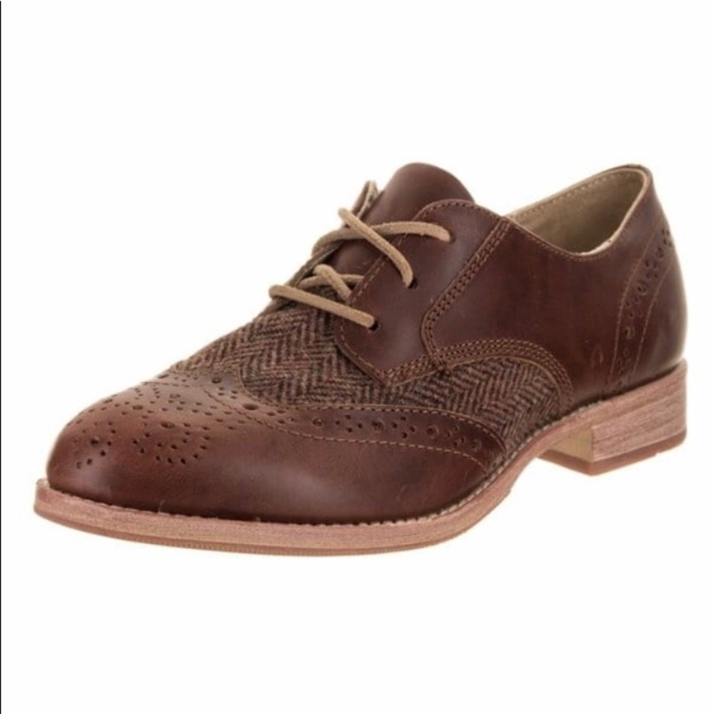 NWOT Caterpillar Reegan ii shoes, size 7